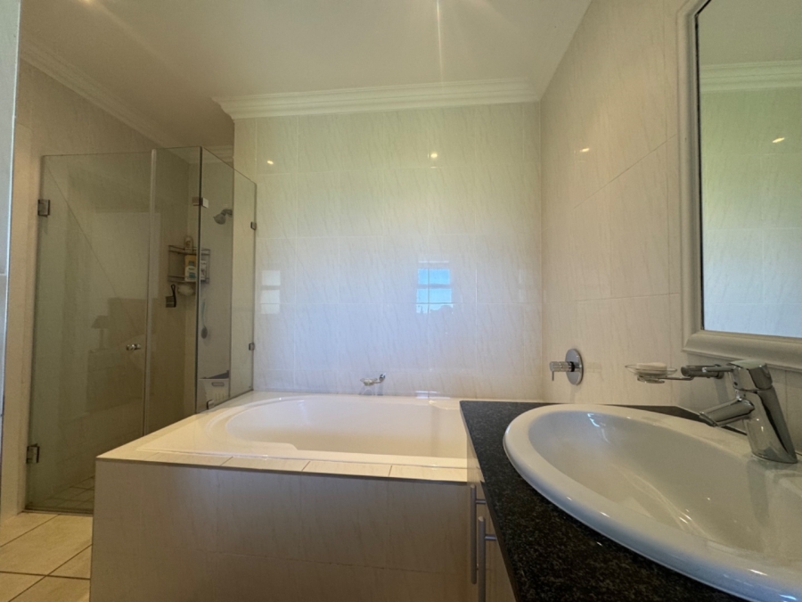 3 Bedroom Property for Sale in Keurbooms Western Cape
